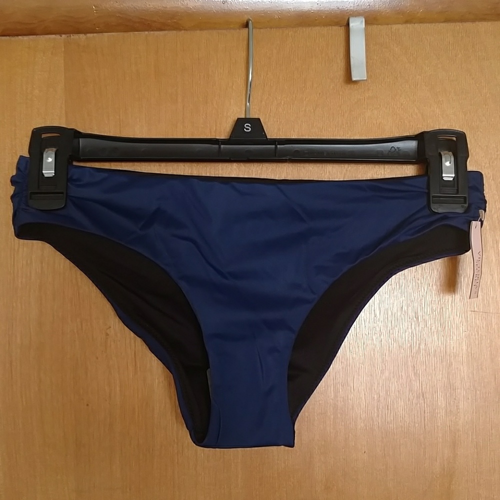 Victorias Secret Classic Hipster Xsmall bik bottom
